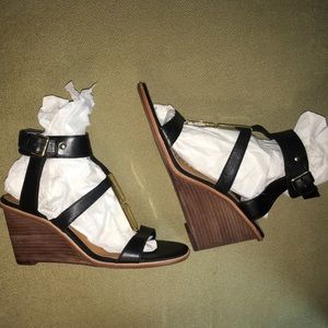 Dolce Vita- Black Leather Wedge Sandals- US: 9.5